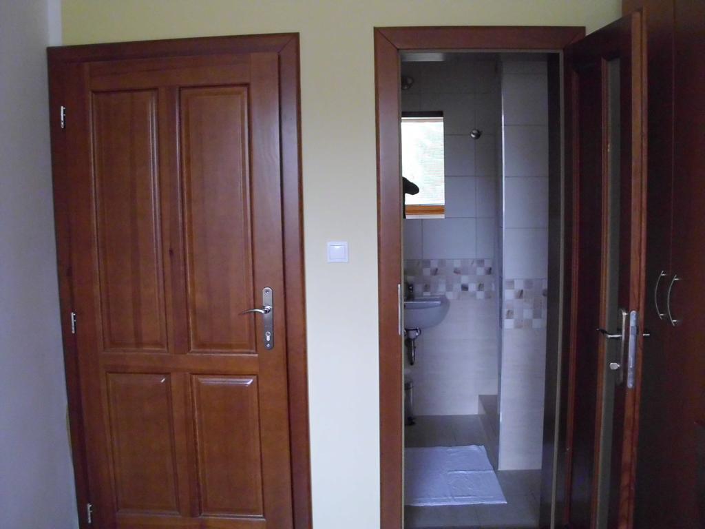 Guest House Mladost Prešov Eksteriør billede