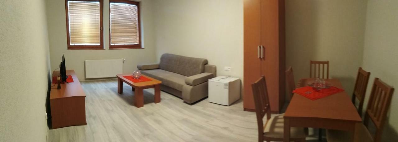 Guest House Mladost Prešov Eksteriør billede